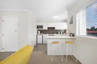 Bunker 1  "Urban meets Rustic" Hotels in Te Awamutu