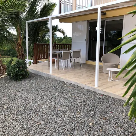 House with private spa not far from the beach