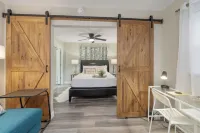 Centrally Located Near Downtown W/ In Unit W&D! โรงแรมใน