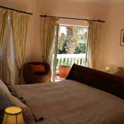 Spectacular Villa. Late Availability Special Prices. Inc Pool & Hot Tub Heating. Rooms