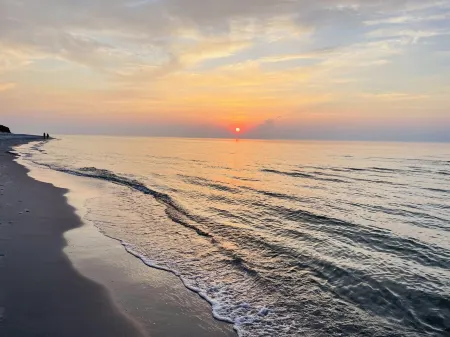 Baltic Sea vacation apartment with garden near Kolberg - Cozy & close to the beach