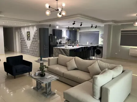 Luxury Touristic Apt. Pyramid View+Museum View