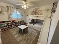 Comfortable/Cozy Home