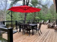 Private & Modern Muskoka Lakefront Cabin - واي فاي
