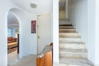 Casa Alegria. 3 Bedroom Villa, private pool, BBQ, free Wifi. Close to beaches.