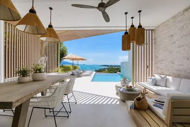 รูปภาพของ3 Bed/4 Bath BEACHSIDE VILLA with SEA and SUNSET VIEWS, 150 meters walk to BEACH