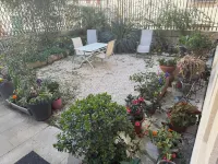 studio with garden in the city center near the sea