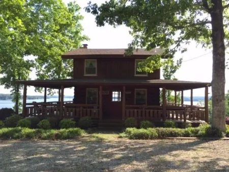 Waterloo Cabin on Wide Water, Boat Dock, Beach, & Awesome Views!