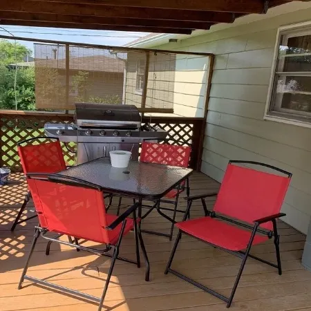 House with fenced yard and easy access to I-70