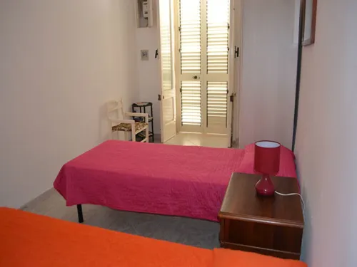 Three Bedroom Holiday Home Very Close to the Beach in San Foca