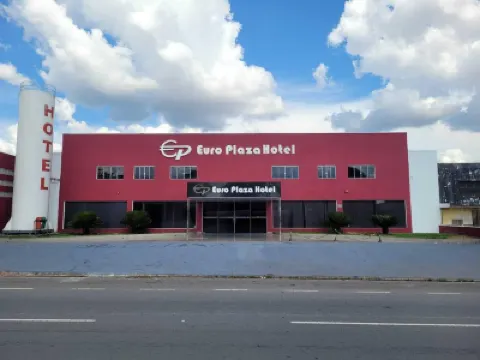 Euro Plaza Hotel - Próximo ao Aeroporto de Goiânia, Santa Genoveva Hotel di 
