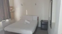 City View Hotel Stratford - 2-Star
