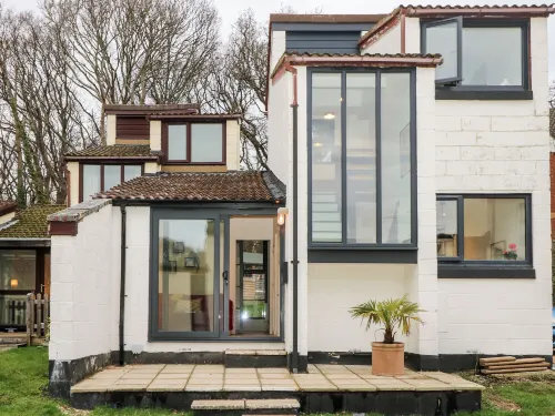 溪流旅館 Havenstreet and Ashey住宿飯店