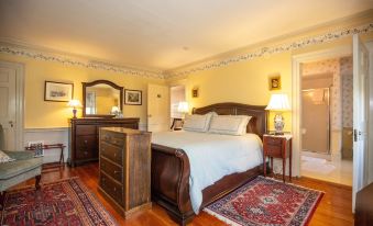 Clark Currier Inn
