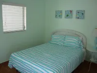 Palm Court Motel - 2-Star
