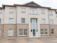 7 Riverside Gardens - Apartments