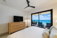 ZenBreak Allure #502, Beachfront Penthouse Các khách sạn ở 