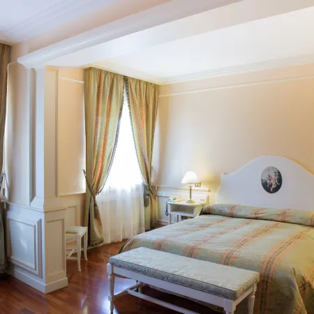 Hotel Tuder