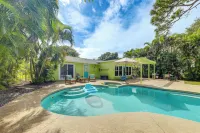 Tropical Pool Oasis on Quarter Acre by Downtown Stuart