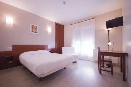U-Hotel Darío Lugo Отели в г. Луго