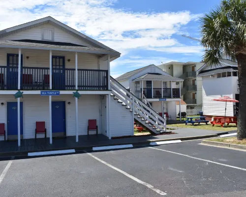 Midtown Cottages Hotels near Mt Atlanticus