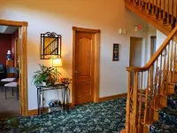 The Seasons Inn at Nicks Place Hotels in Washington Township