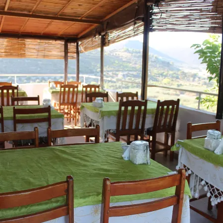 Zeybek 2 Pension & Apart