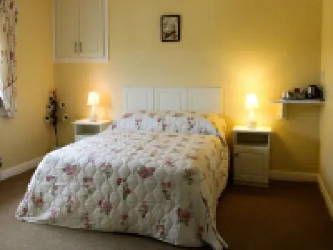 拱門家庭旅館 卡文酒店