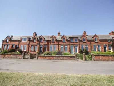 Pow-Wow Shore Cottage Hotels near The Original Factory Shop (Annan)