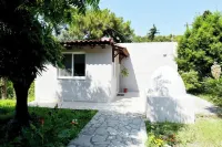 리리 패밀리 파라다이스 Anthony Quinn Bay 주변 호텔