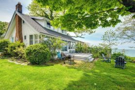 Coastal Lake Erie Cottage w/ Amazing Water Views!