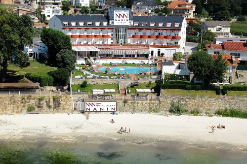 Hotel Spa Nanin Playa - bar