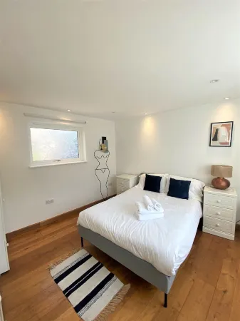 Prime Location! Detached Clifton Home with Parking Отели рядом с достопримечательностью «Бристольский университет»