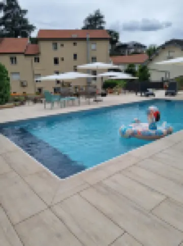 Logis Hôtel Restaurant les Carillons