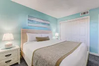 0506 Seaside Escape by Atlantic Towers Hotels near North Carolina Aquarium at Fort Fisher