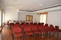 HI Porto - Pousada de Juventude Hotels in Lordelo do Ouro