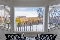 Nordic Village Condominium Resort - Mountain view