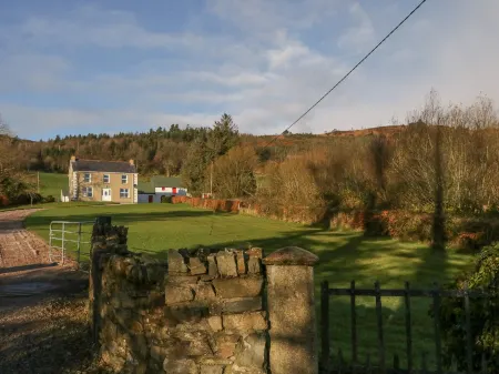 Alcorn's Farmhouse Отели в г. Legmuckduff