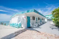 Edgewater Lodge Hotels in Layton