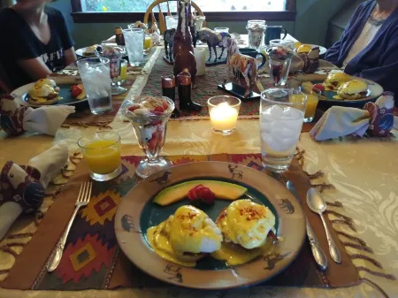 Anchorage Farm B&B Отели в г. Pine Junction Area