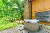 Maggie Valley Townhome in Smoky Mountain Foothills