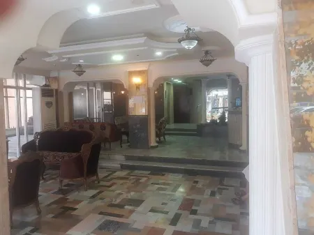 Universal Residence