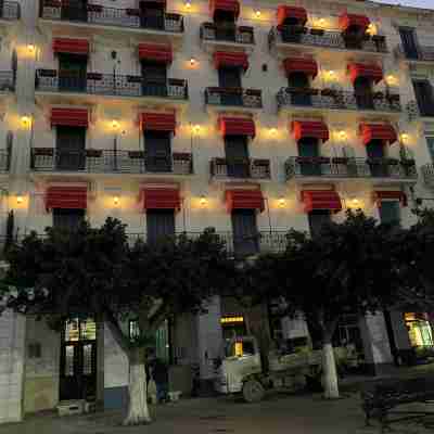 Hotel de Letoile Hotel Exterior