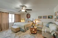 4 Mi to Port Charlotte Beach Park: Gem w/ Pool - Kæledyr tilladt
