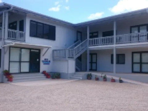 Aroa Beachside Resort Hotels in Arorangi