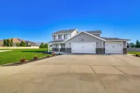 Utah Retreat w/ Patio, Gas Grill & Mountain Views! - Homestays