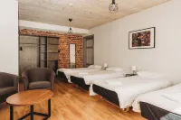 Fat Margaret's Hostel Hotels in 