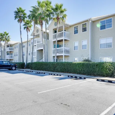 Winter Getaway Destin Condo by Golf and Dining