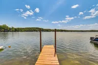 Waterfront Glen Lake Cabin w/ Boat Dock & Deck - Beach
