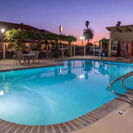 Laurel Inn & Conference Center